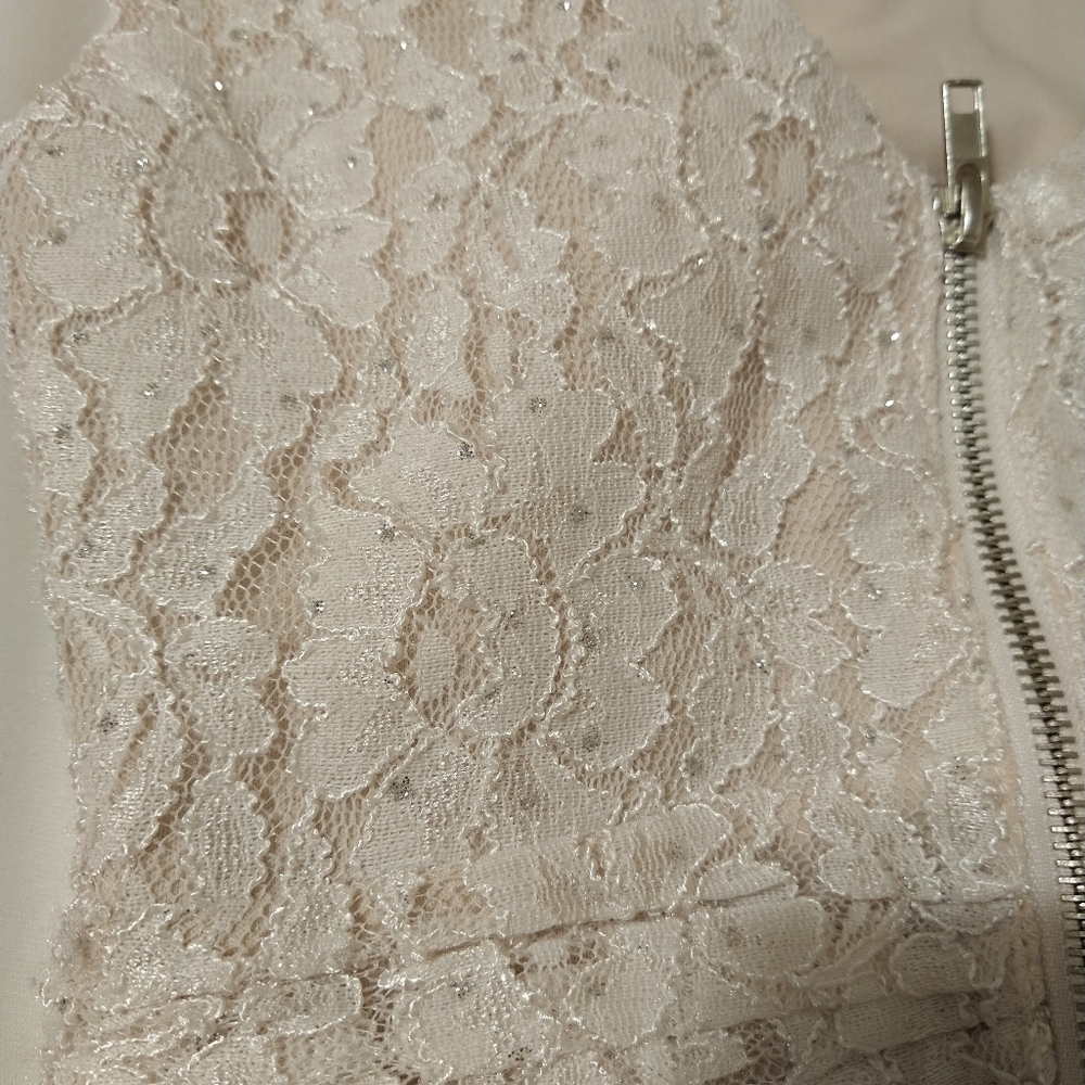 Dress - Picture 11 of 11